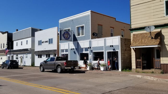 Syls Cafe - Nice Street View From Website (newer photo)